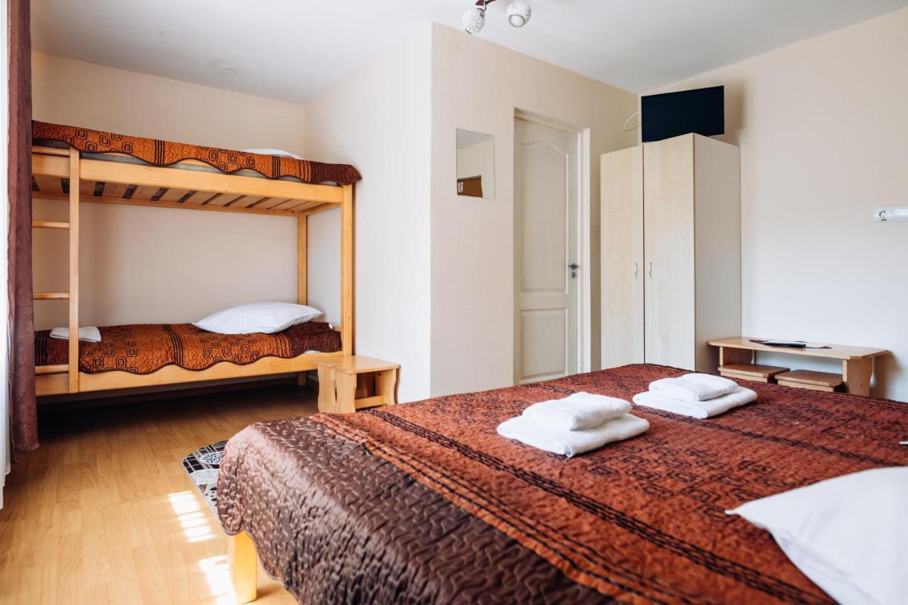 プライド Iris 2 Bed & Breakfast エクステリア 写真